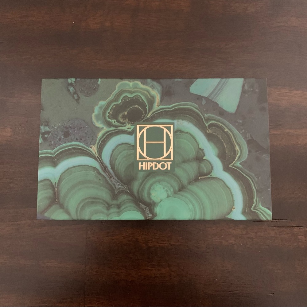 HIPDOT CENOTE PRESSED EYESHADOW PALETTE